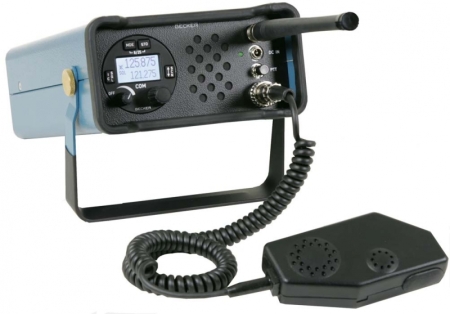 Station radio aérienne GK 615-1 avec boîtier et AR6201-05 Station radio aérienne GK 615-1 avec boîtier et AR6201-05