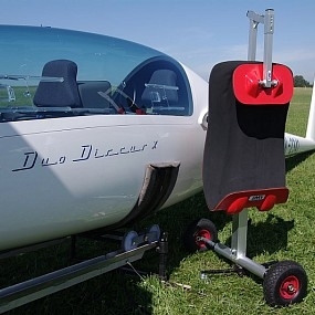 Aide à la mise à niveau par un seul homme pour les pilotes de planeur Aide à la mise à niveau par un seul homme pour les pilotes de planeur